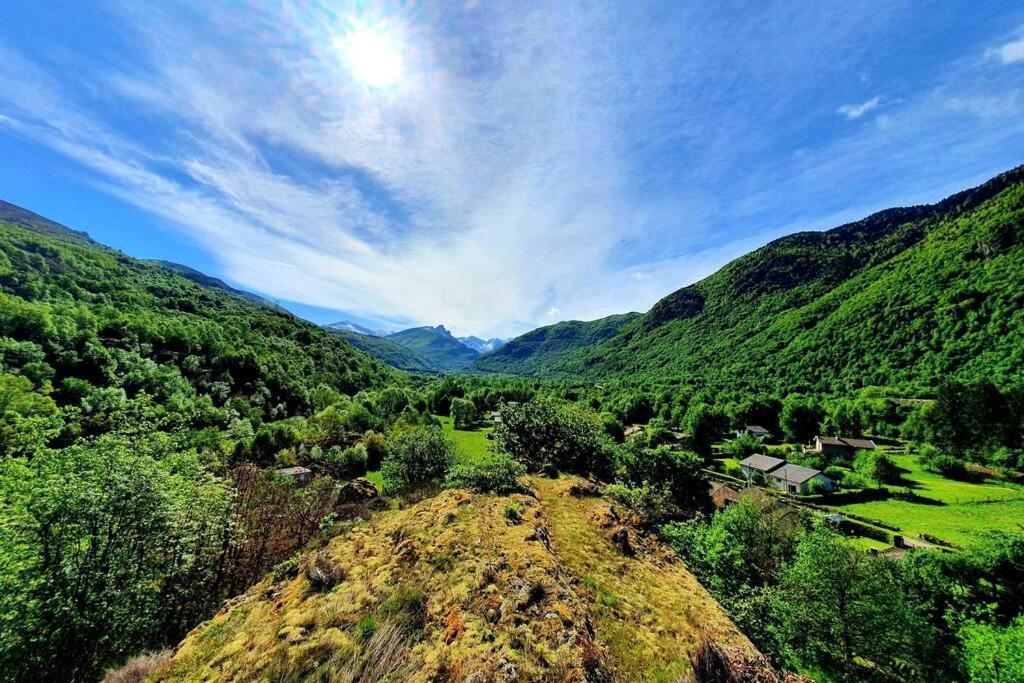 Maison Au Coeur Des Pyrenees Perles-et-Castelet Bagian luar foto